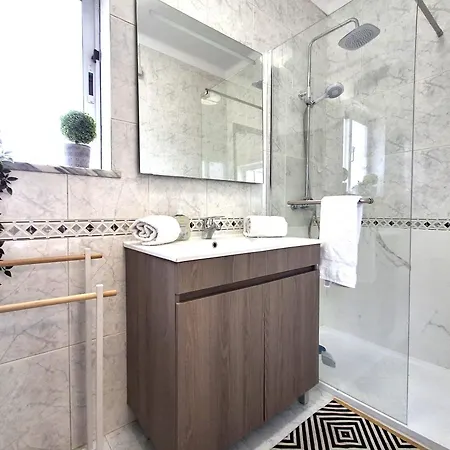 Portimao City Beach Apartment *